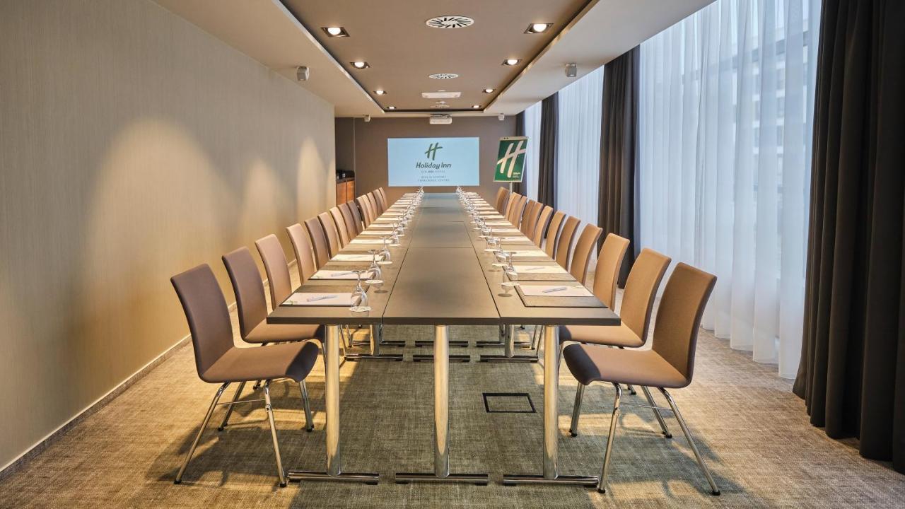 Hotel Berlin Airport - Conference Centre By Ihg