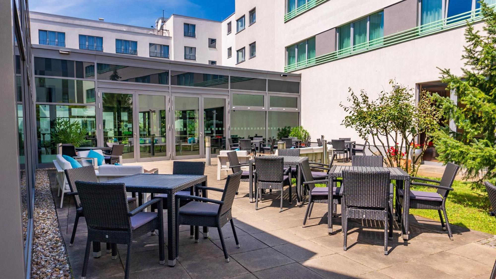 Hotel Berlin Airport - Conference Centre By Ihg Schönefeld