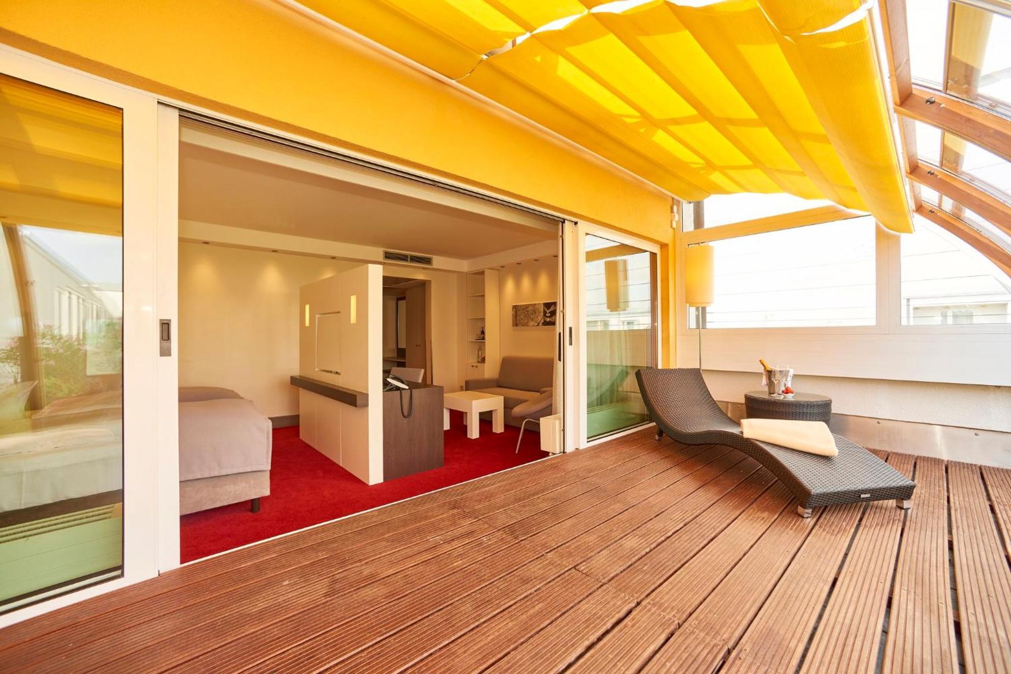 Berlin Airport - Conference Centre By Ihg Hotel Schönefeld