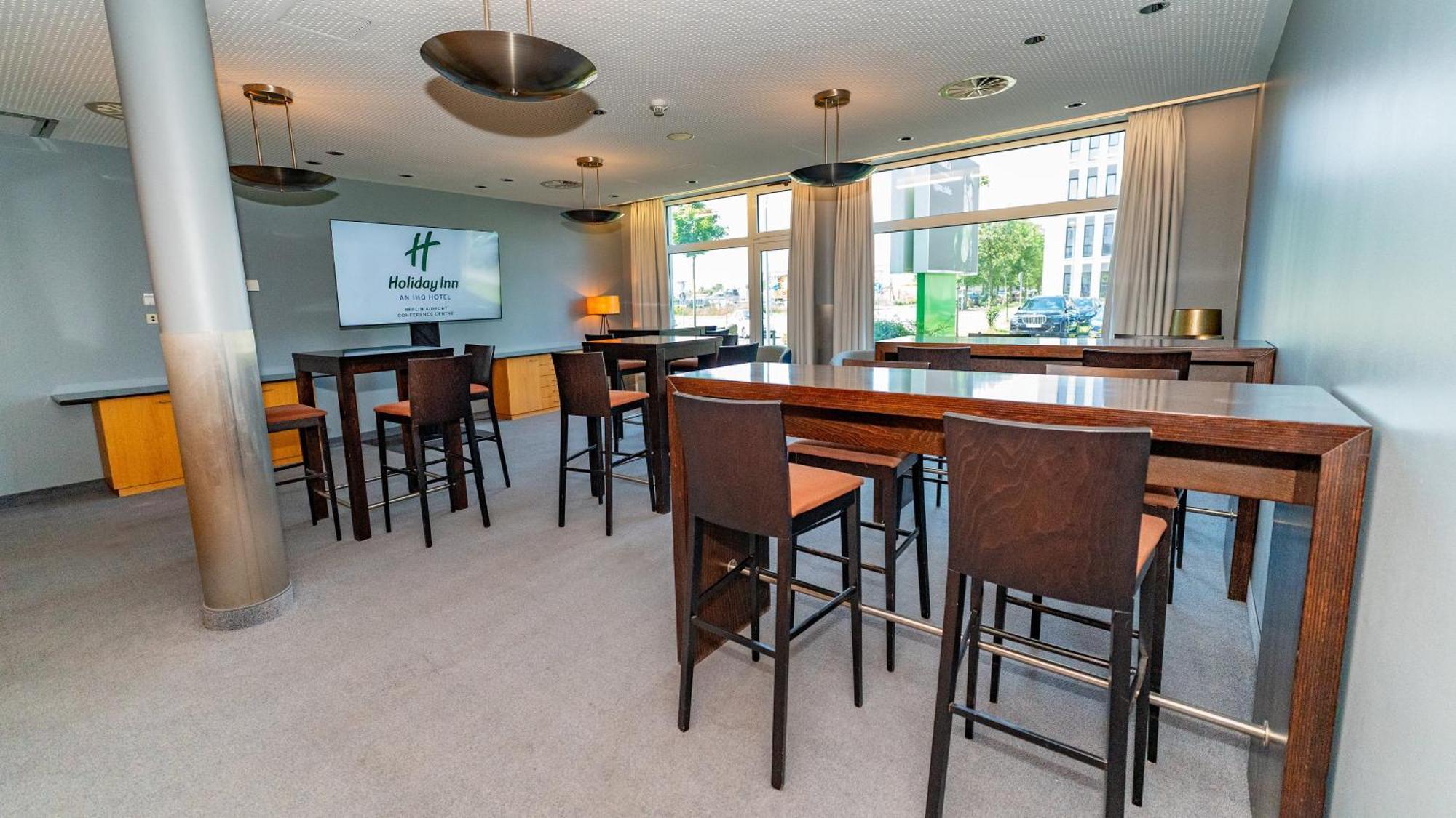Berlin Airport - Conference Centre By Ihg Schönefeld