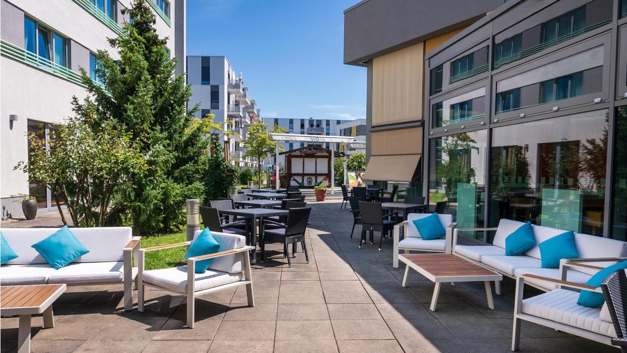 Berlin Airport - Conference Centre By Ihg Hotel