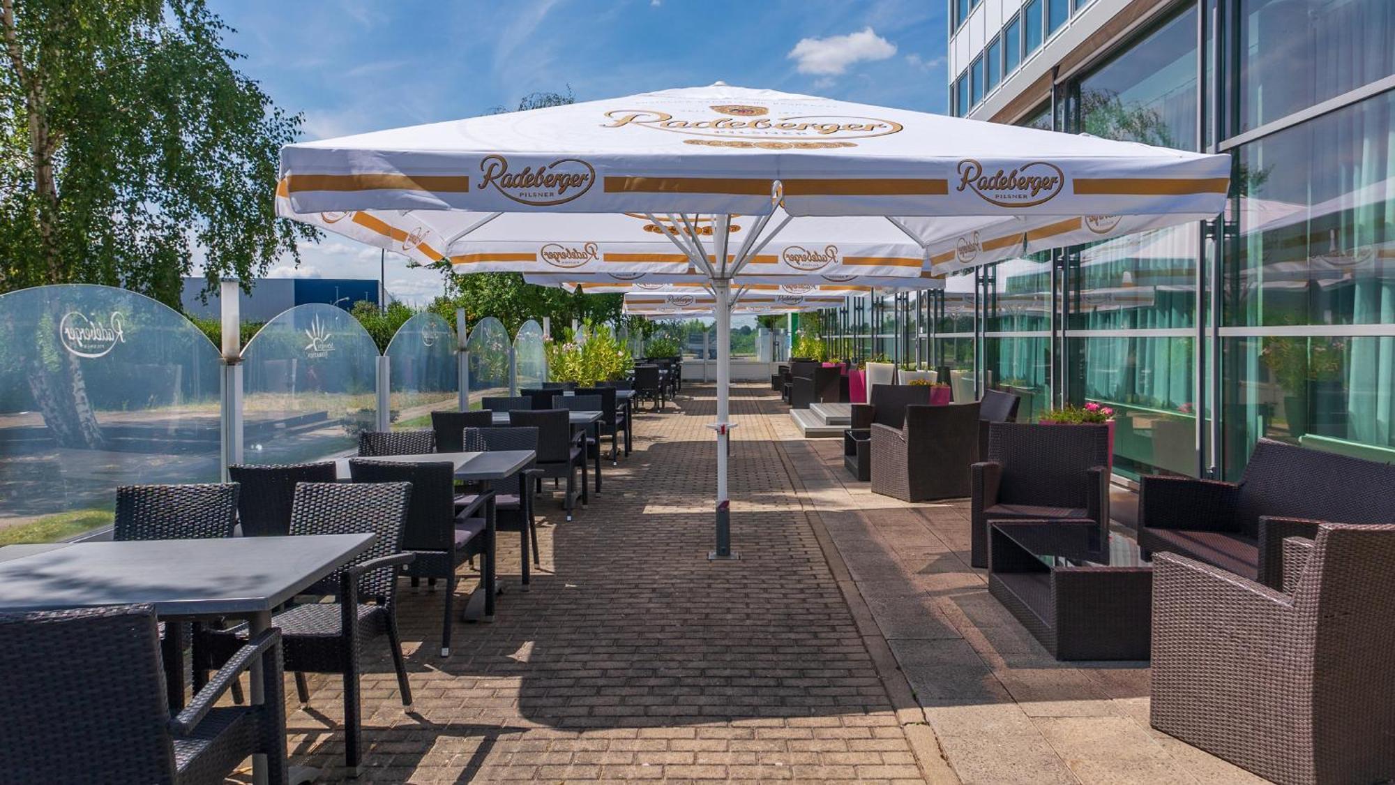 Hotel Berlin Airport - Conference Centre By Ihg